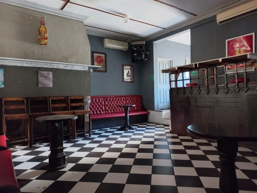 Commercial Property for Sale in Uitenhage Central Eastern Cape